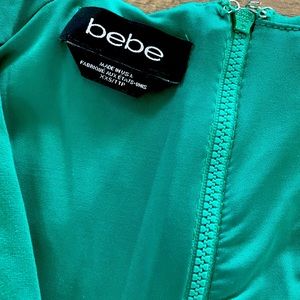 bebe XXS Emerald Green Bodycon Dress